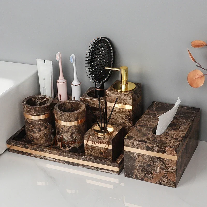 Zara Home Bathroom - طقم حمام فاخر من الرخام الطبيعي