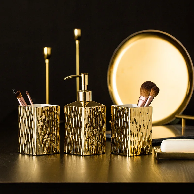 Zara Home Bathroom - مجموعة إكسسوارات الحمام السيراميكية موزع الصابون
