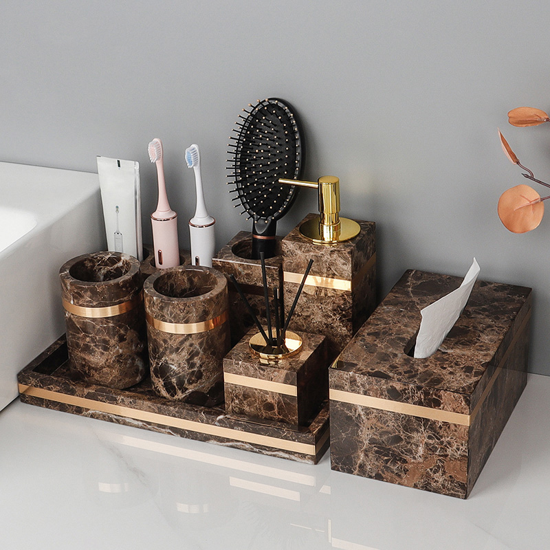 مجموعة حمام رخامية طبيعية داكن - مراجعة Zara Home Bathroom وسعره