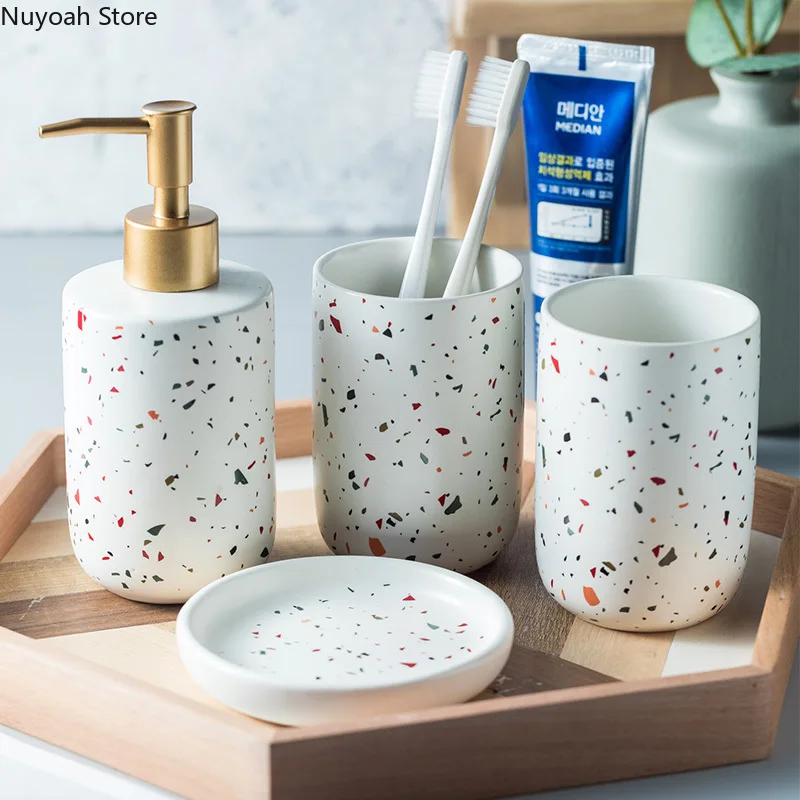 مجموعة تزيين الحمام الأوروبية، - مراجعة Zara Home Bathroom وسعره