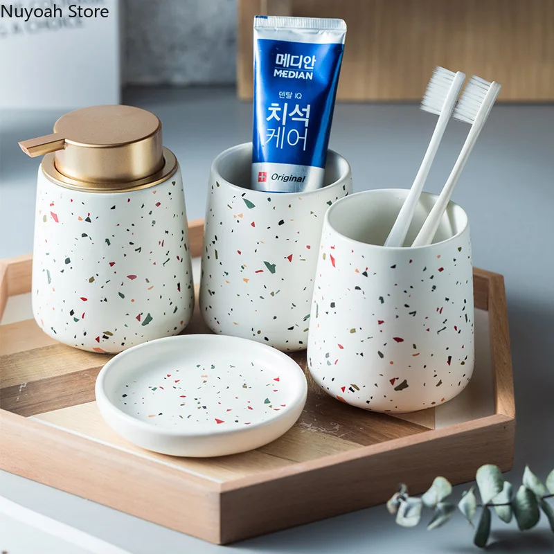 مجموعة تزيين الحمام الأوروبية، - مراجعة Zara Home Bathroom وسعره