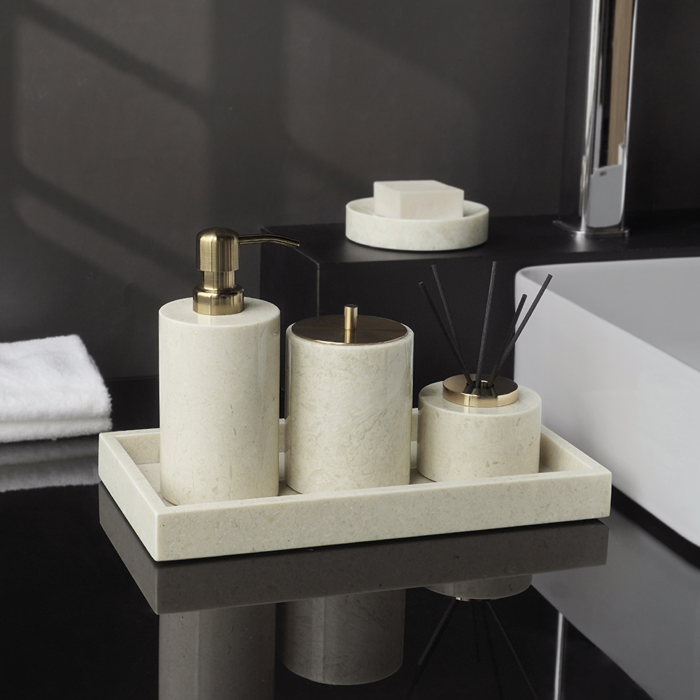 مجموعة حمام من الرخام الطبيعي  - مراجعة Zara Home Bathroom وسعره