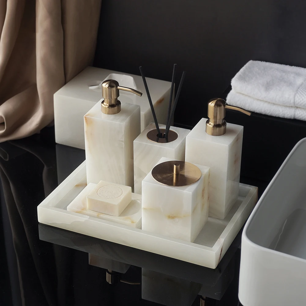 طقم إكسسوارات حمام من الرخام ا - مراجعة Zara Home Bathroom وسعره