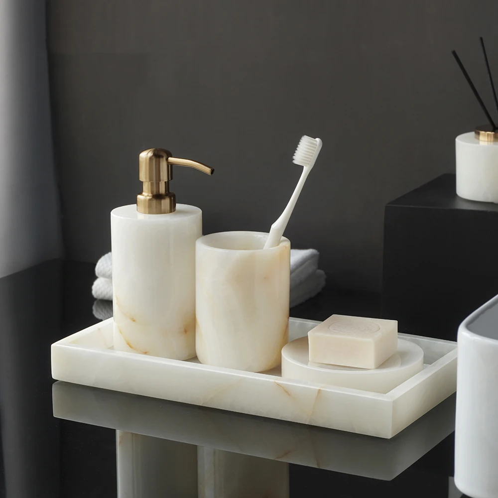 طقم إكسسوارات حمام من الرخام ا - مراجعة Zara Home Bathroom وسعره