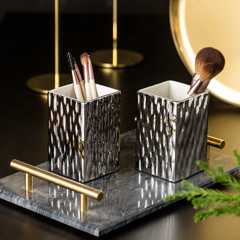 مجموعة إكسسوارات الحمام السيرا - مراجعة Zara Home Bathroom وسعره